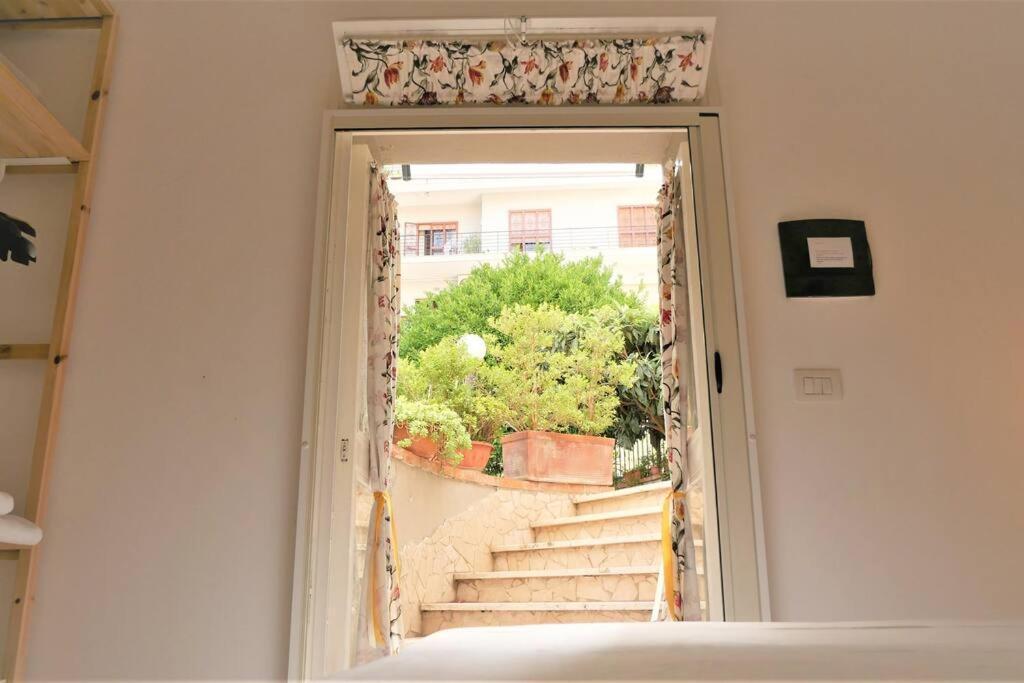 House With Garden And Parking Space In Mergellina Appartamento Napoli